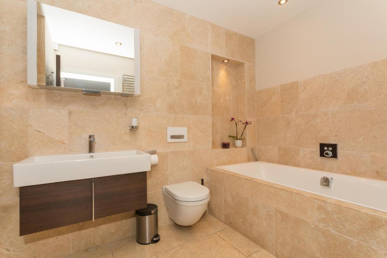 Henge House, Penthouse Apartment バース エクステリア 写真