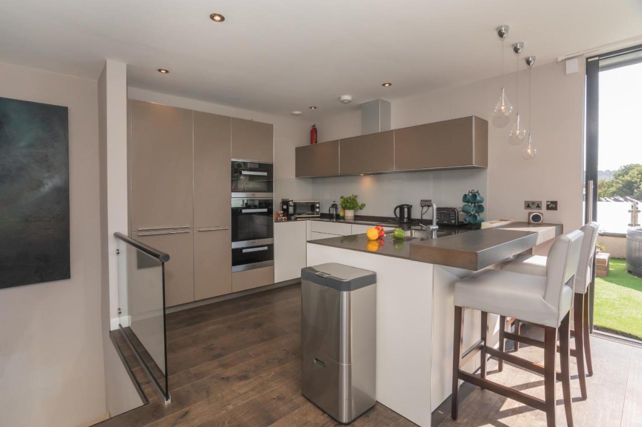 Henge House, Penthouse Apartment バース エクステリア 写真