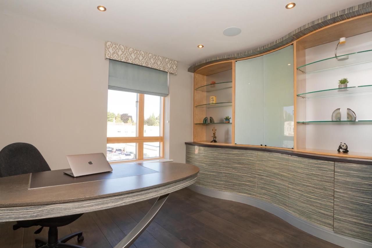 Henge House, Penthouse Apartment バース エクステリア 写真